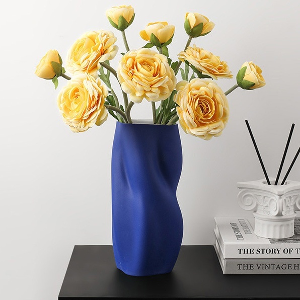 モダンデザイン ツイストフラワーベース 花瓶 花器 セラミック製 割れにくい シンプル インテリア 雑貨 ドライフラワー 玄関 リビング_画像5