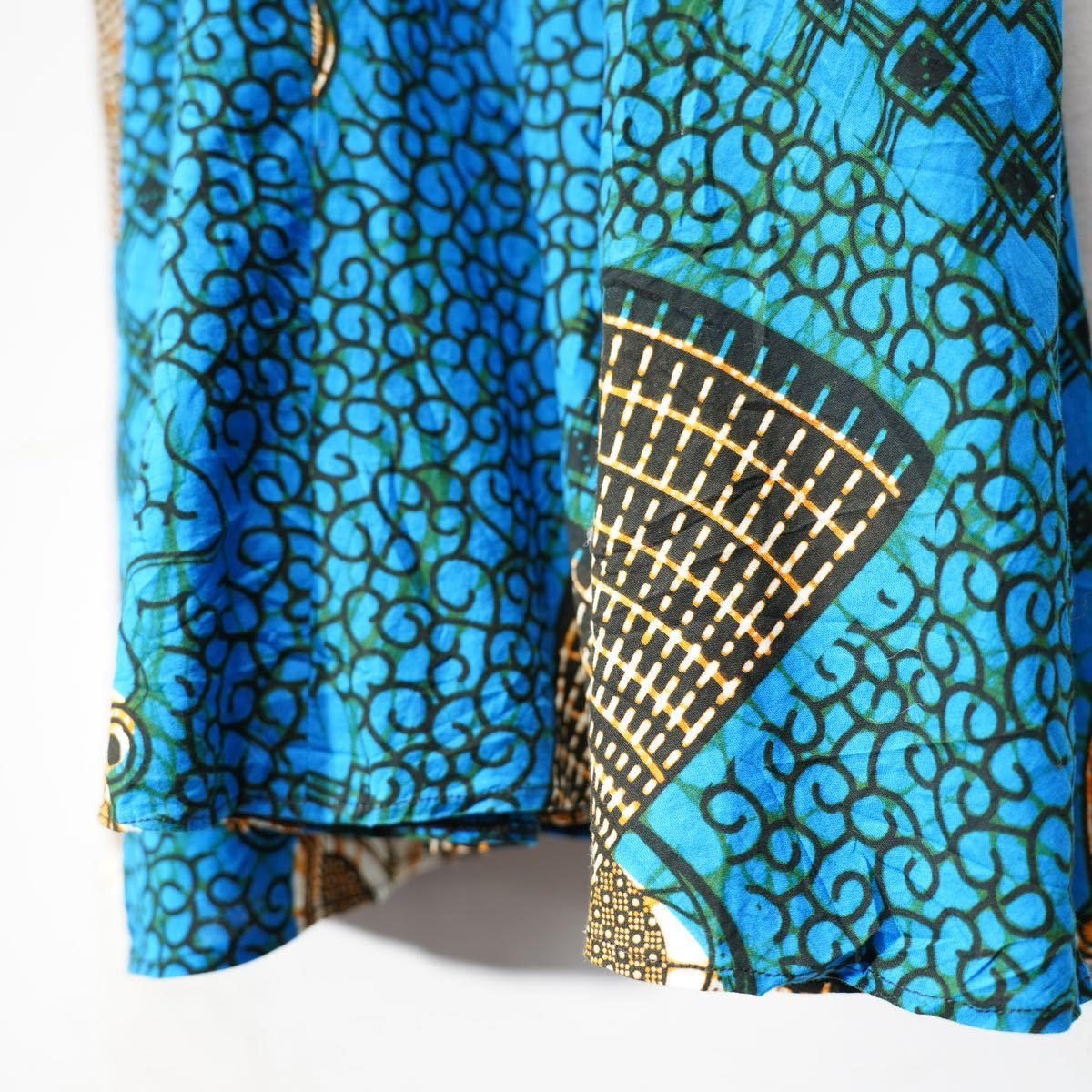 AFRICAN VINTAGE AFRICAN BATIC PATTERNED DESIGN ONE PIECE AFRICAN VINTAGE AFRICAN BATIC PATTERNED DESIGN ONE PIECE