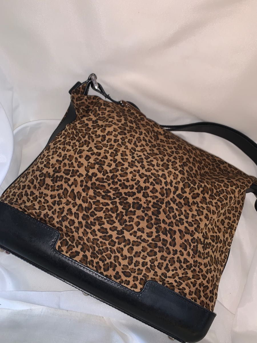 ボッテガ・ヴェネタ ショルダーバッグ【レオパード】オシャレ