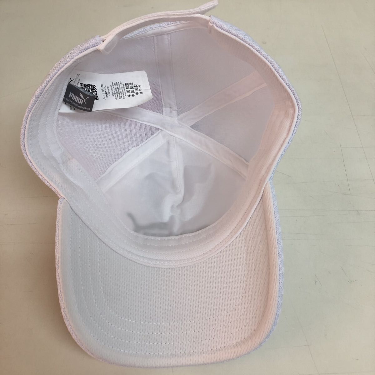 タグ付き　PUMA 帽子 トレーニング メッシュ キャップ JR ホワイト　サイズ 54-57センチ