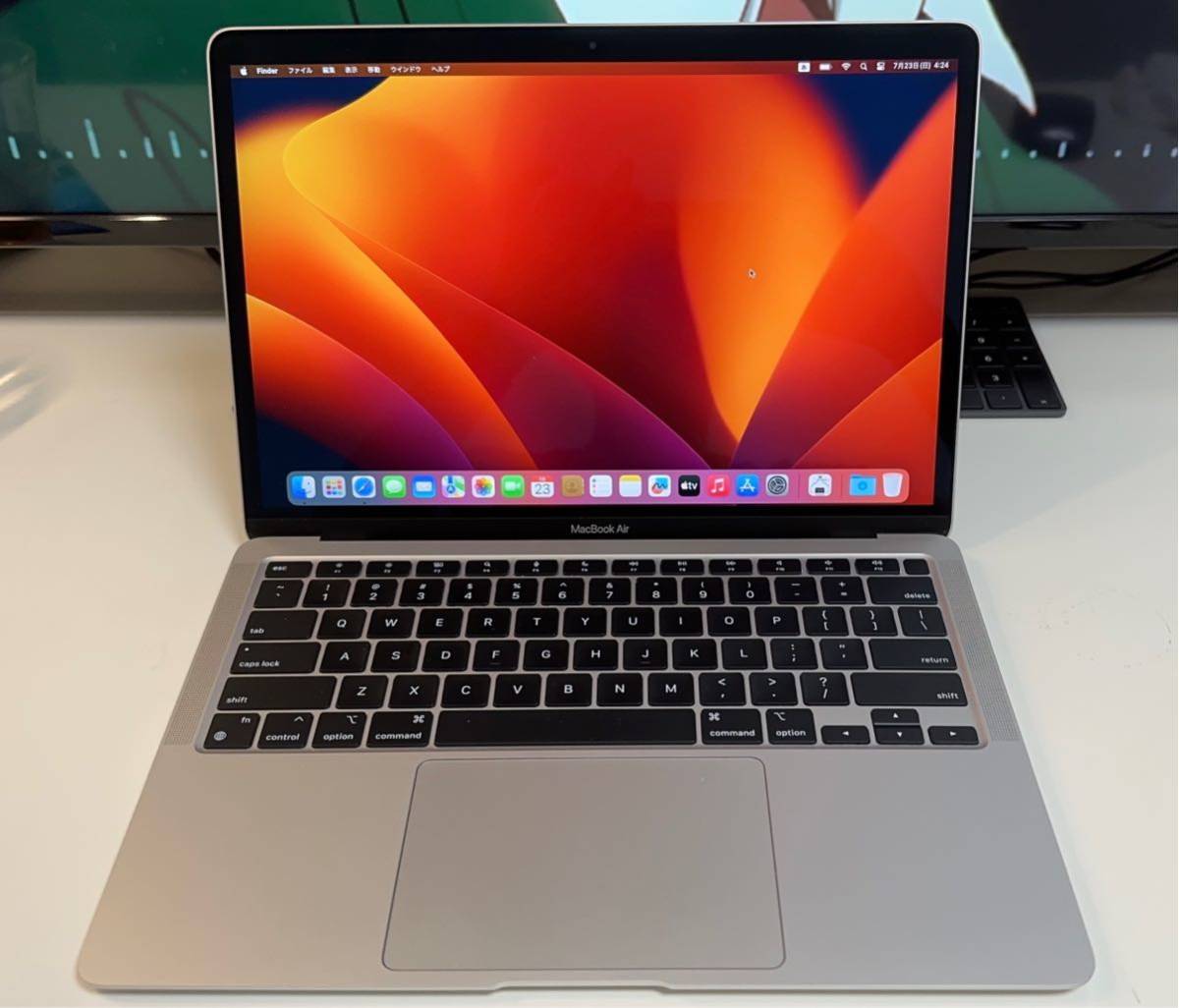 中古極美品】MacBook Air Retina 13インチ 2020 Apple M1 16GB SSD