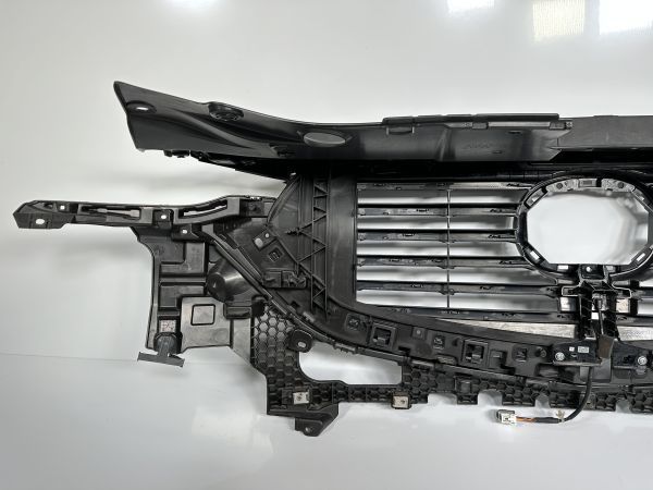 CX-8 KG2P KG5P 純正 フロントグリル ラジエーターグリル カメラ付 K131-50712 KB8A-50717 K230-67RC0 ガンメタ 素地 良品破損無/管理19276_画像7