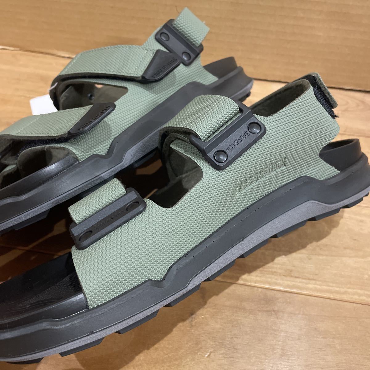 正規品 新品 定価23100円【メンズ26.5 カーキ】BIRKENSTOCK Tatacoa ビルケンシュトック タタコア サンダル アウトドア 靴_画像6