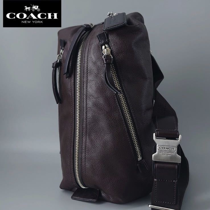 1円極美品COACH コーチボディバッグトンプソン70360 スリングクロス