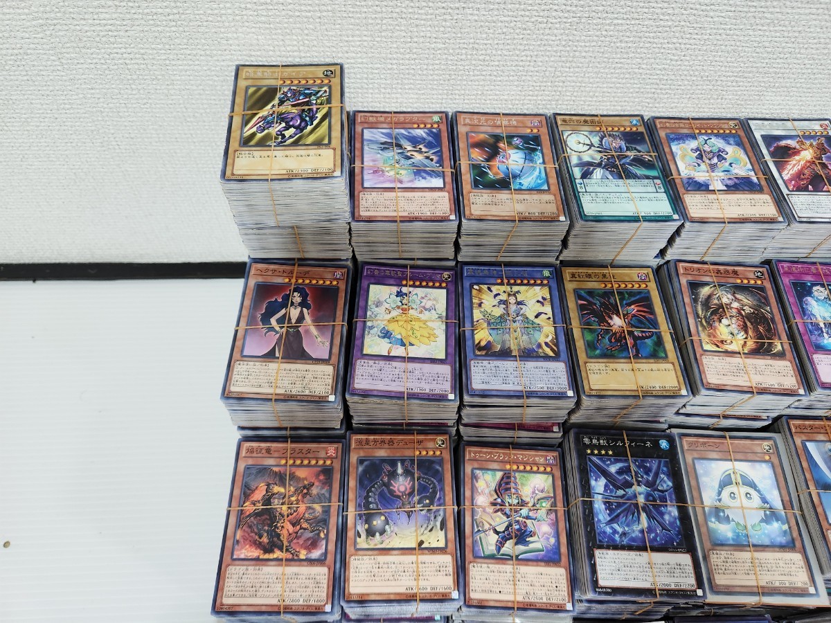 遊戯王カード 引退 10000枚以上 総重量約２０kg 初期 ２期等 ウルトラ