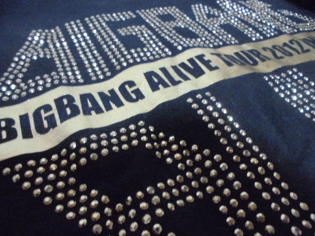 BIGBANG 2012 ライブ ツアー Tシャツ　Lサイズ　中古　VIP 限定　 ファンクラブ限定 　ビニール ポーチ？バッグ？　未使用_画像5