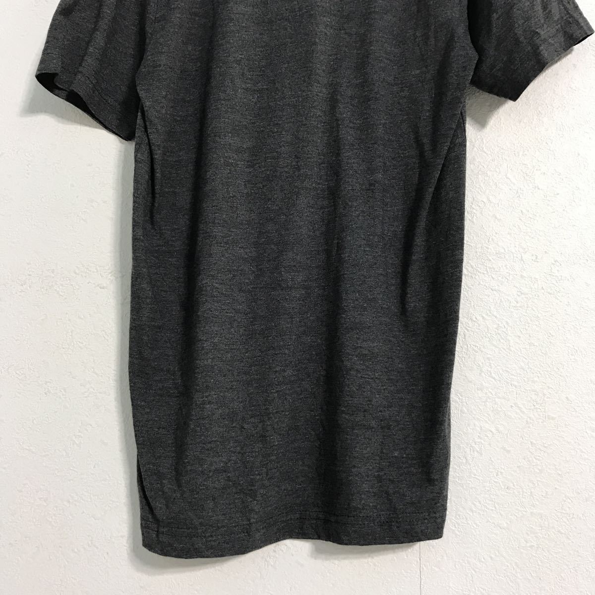 CANVAS 半袖 プリント Tシャツ S ダークグレー キャンバス Vネック 手 指輪 古着卸 アメリカ仕入 a507-6094_画像6