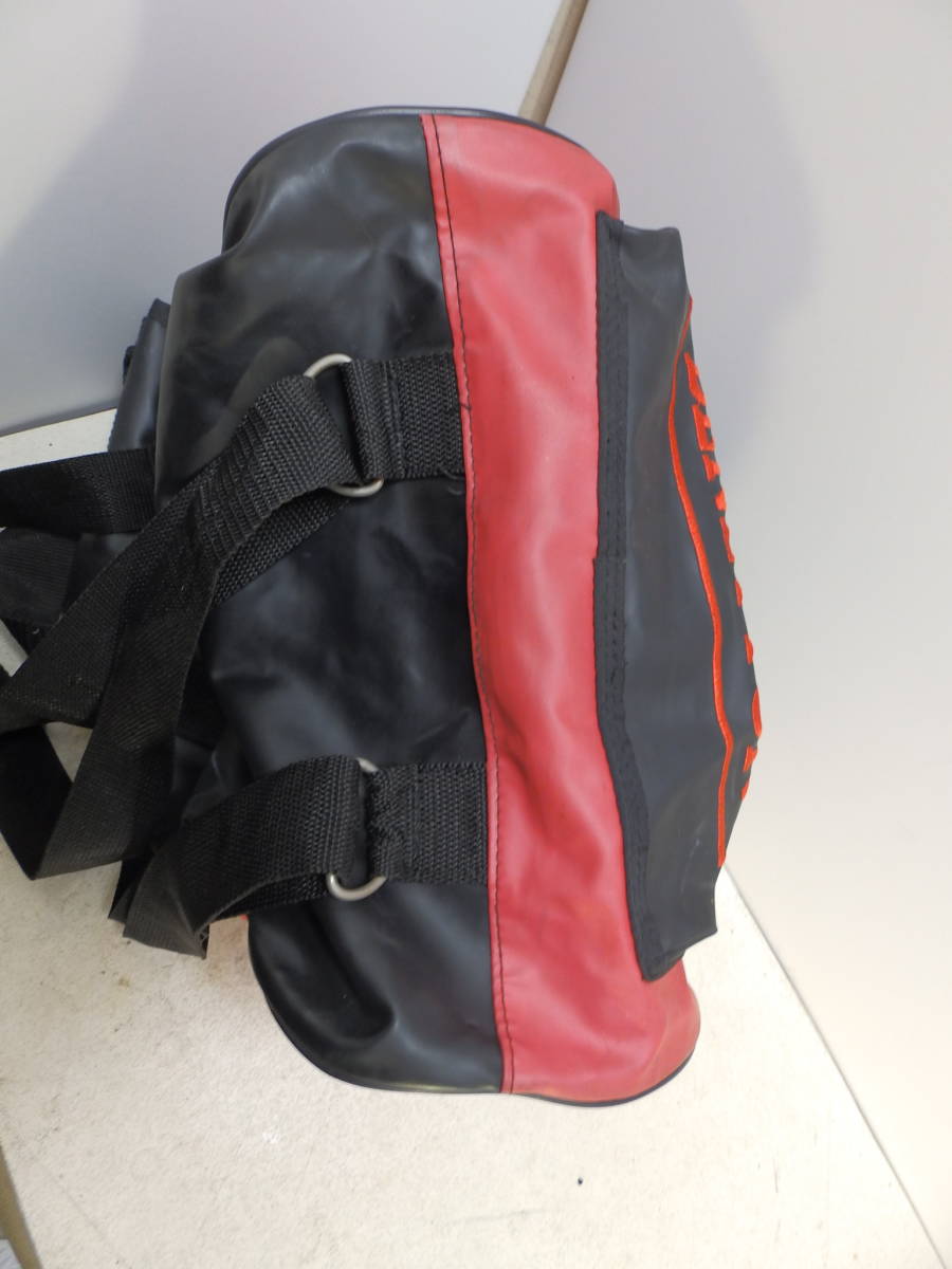 BENETTON ディバッグ/リュック WIN THER 30cmX30cmX20cm 中古！ _画像7