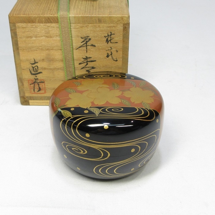 F2835】茶道具 塗師 倉山直彦 花筏蒔絵 平棗 共箱 即決 送料無料 F2835】茶道具 塗師 倉山直彦 花筏蒔絵 平棗 共箱 即決 送料無料