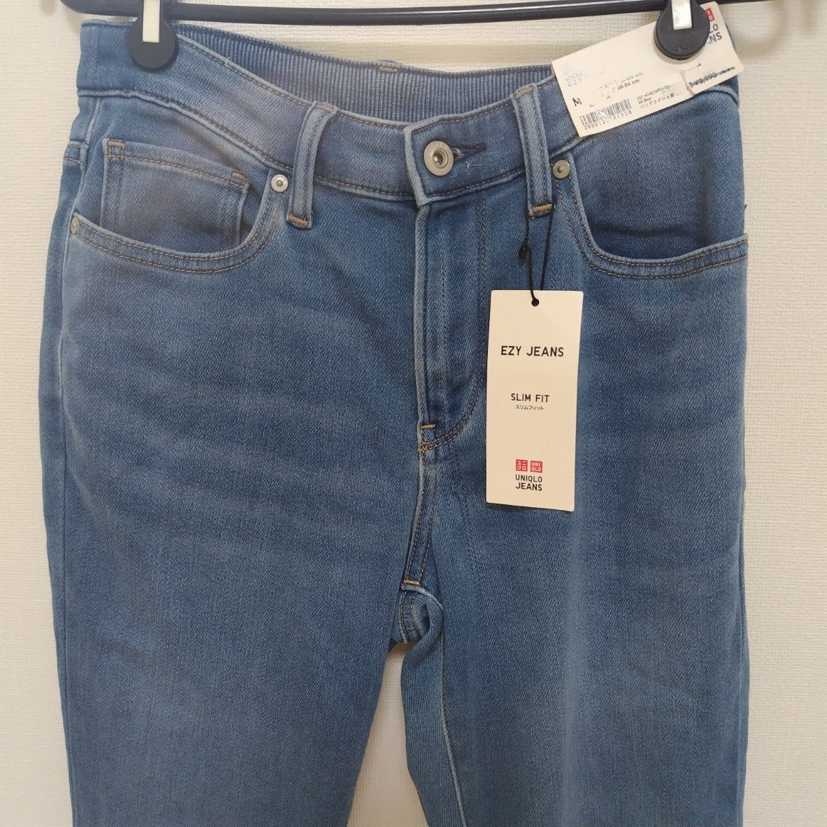 新品未使用タグ付き UNIQLO ユニクロ EZY ジーンズ ズボン 新品未使用タグ付き UNIQLO ユニクロ EZY ジーンズ ズボン