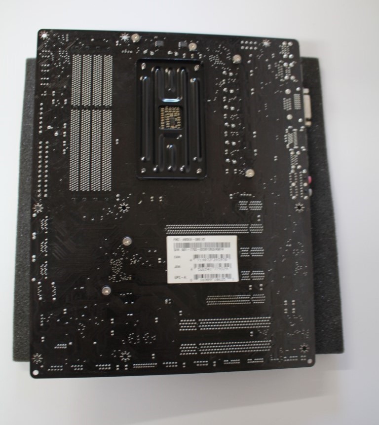 【現状引き渡し品】CPU・AMD　A10-6700+マザーボード+メモリー