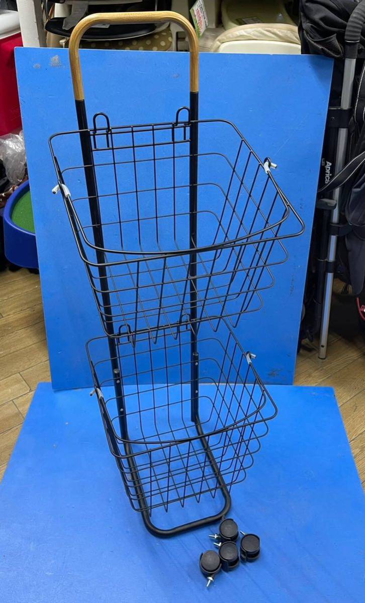 0H8069 with casters . laundry rack laundry basket 0