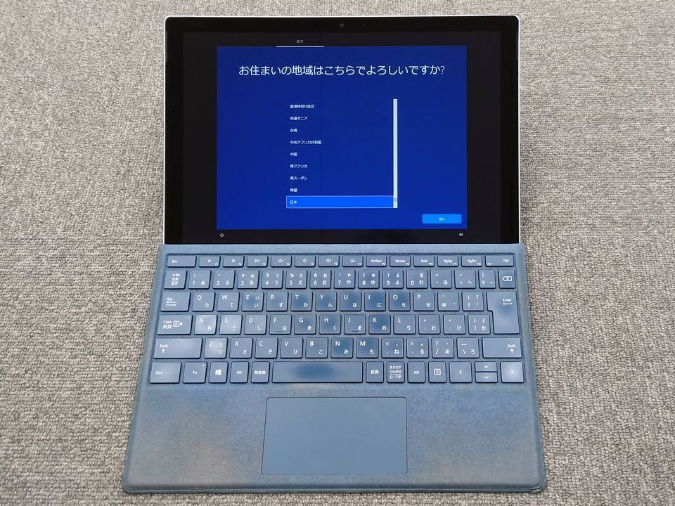 Microsoft Surface Pro 5 + タイプカバーセットCore i5/RAM 8GB/SSD