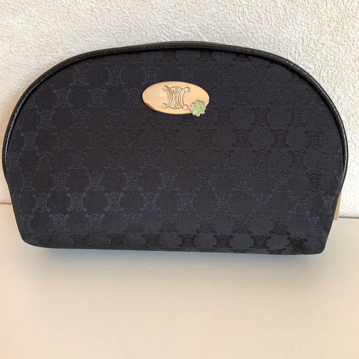 未使用 CELINE セリーヌ ポーチ タオルハンカチ 2点セット 未使用 CELINE セリーヌ ポーチ タオルハンカチ 2点セット