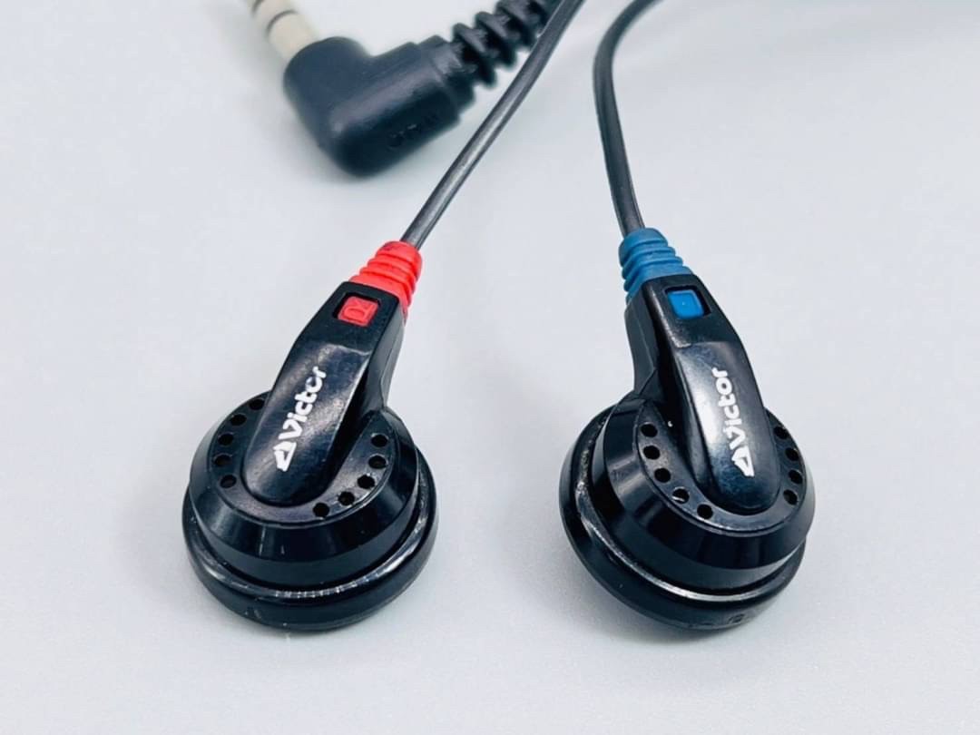 【希少品】VICTOR HP-F11 MICRO DYNAMIC STEREO HEADPHONES ★ azden dsr-78のOEM ★ 日本製 ★ 音出しOK 【Ath Sony Aiwa kenwood】