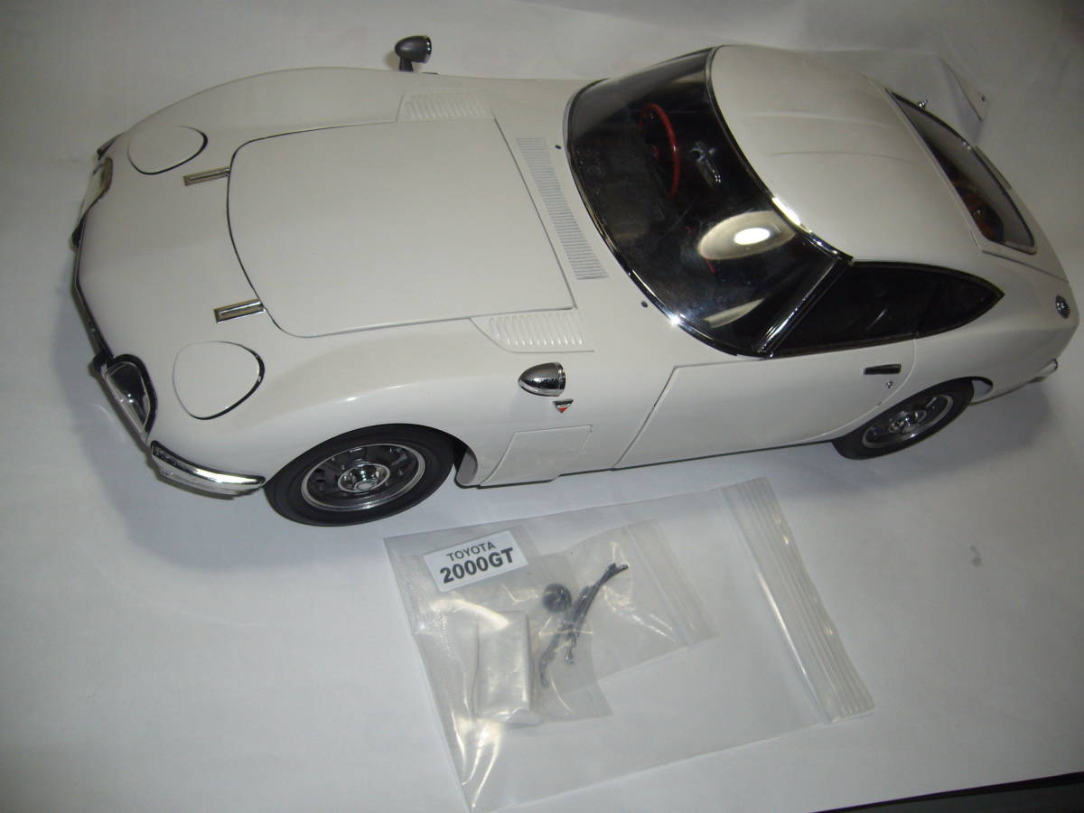 ヤフオク! - ☆ デアゴスティーニ 1/8 トヨタ2000GT 完成品
