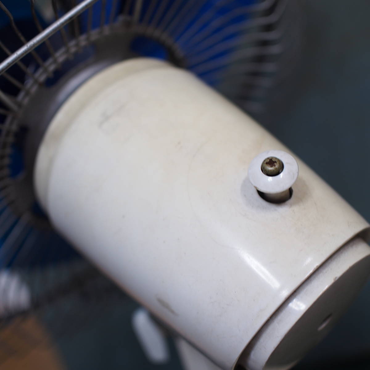 昭和レトロ 日立 HITACHI D-660 扇風機 ヒタチ 外箱付 現状品 昭和レトロ 日立 HITACHI D-660 扇風機 ヒタチ 外箱付 現状品