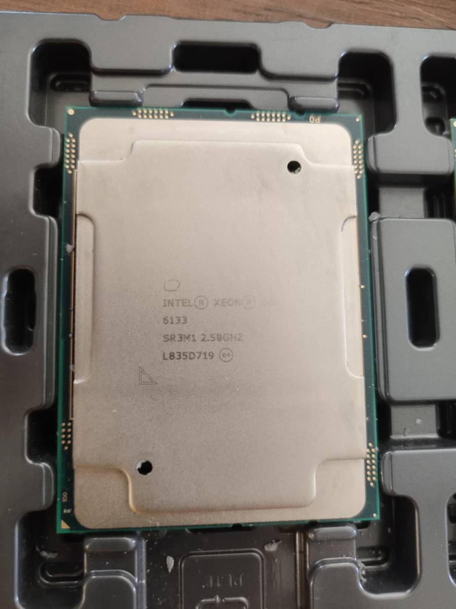 感謝価格】 中古SR3M1 6133 LGA3647 GOLD Intel XEON 20C 2個あり 2.5