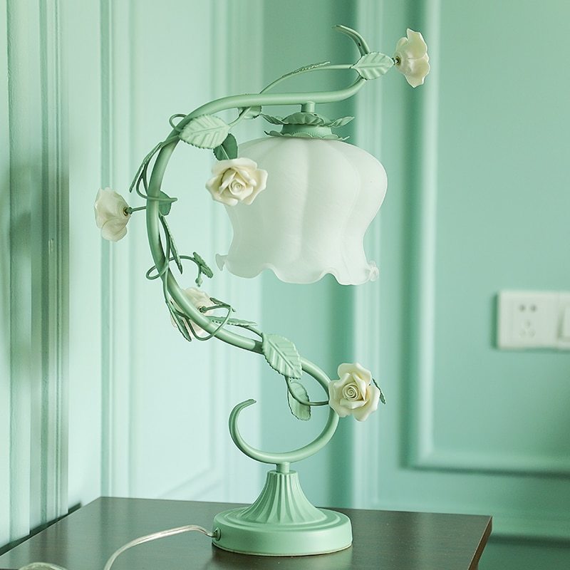 バラ 花のLEDテーブルランプ全2色 テーブルランプ 卓上 ガラス デスク ランプ LED 照明 インテリア 装飾 花 モダン ロマンチック 