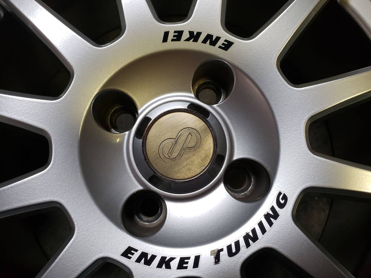 【已預訂】ENKEI TUNING Enkey調音16 x 7 J + 43 PCD 100 4 H 4件套Mini Cooper等 原文:【中古】ENKEI TUNING エンケイ チューニング 16×7J+43 PCD100 4H 4本セット ミニクーパー等