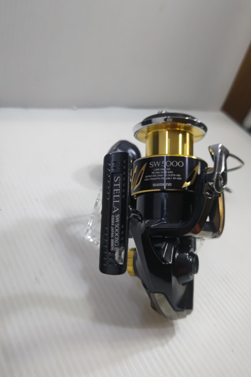 大切な人へのギフト探し 実釣未使用 新古リール 13ステラSW 5000XG