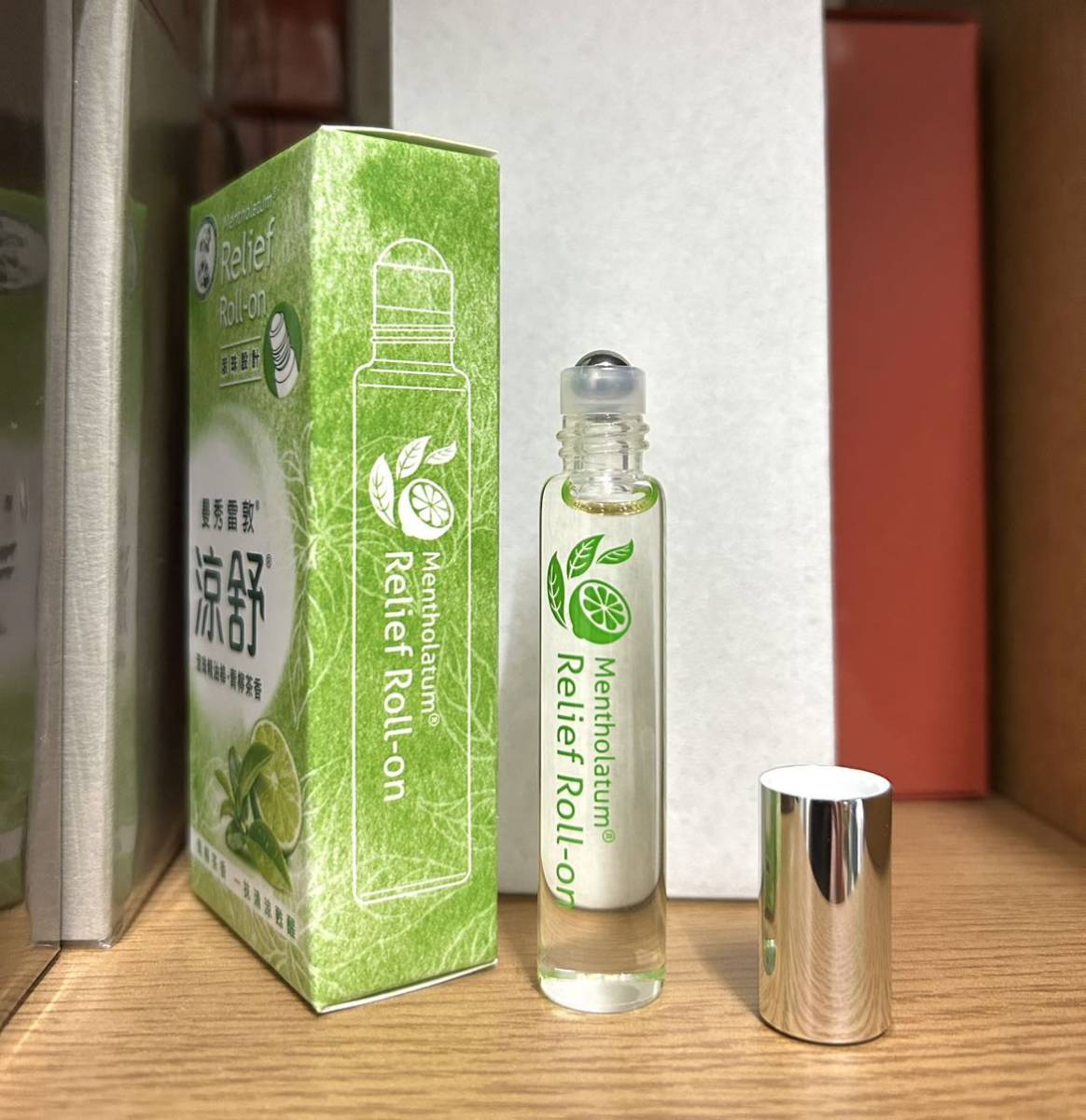 《送料無料》 メンソレータム 台湾 ミントオイル ロールオン スティック グリーンレモン＆ティー 7.2ml ※未開封※ #ペパーミント