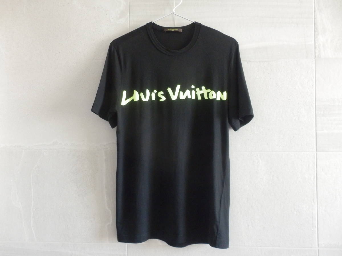 新発売 LOUIS 【美品】ルイヴィトン VUITTON 入手困難 即完売モデル 激レア XS メンズ Tシャツ グラフティロゴ 半袖シャツ