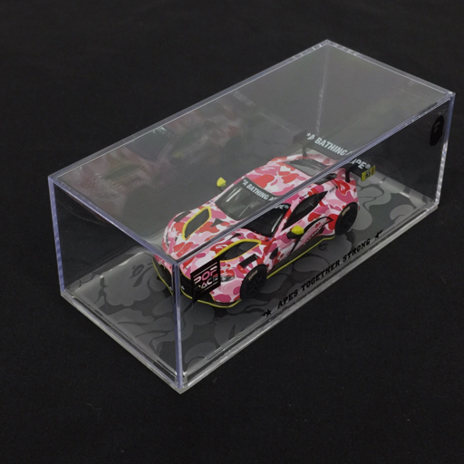 べイプ アストンマーティン BAPE x Aston Martin GT3 ピンクカモ