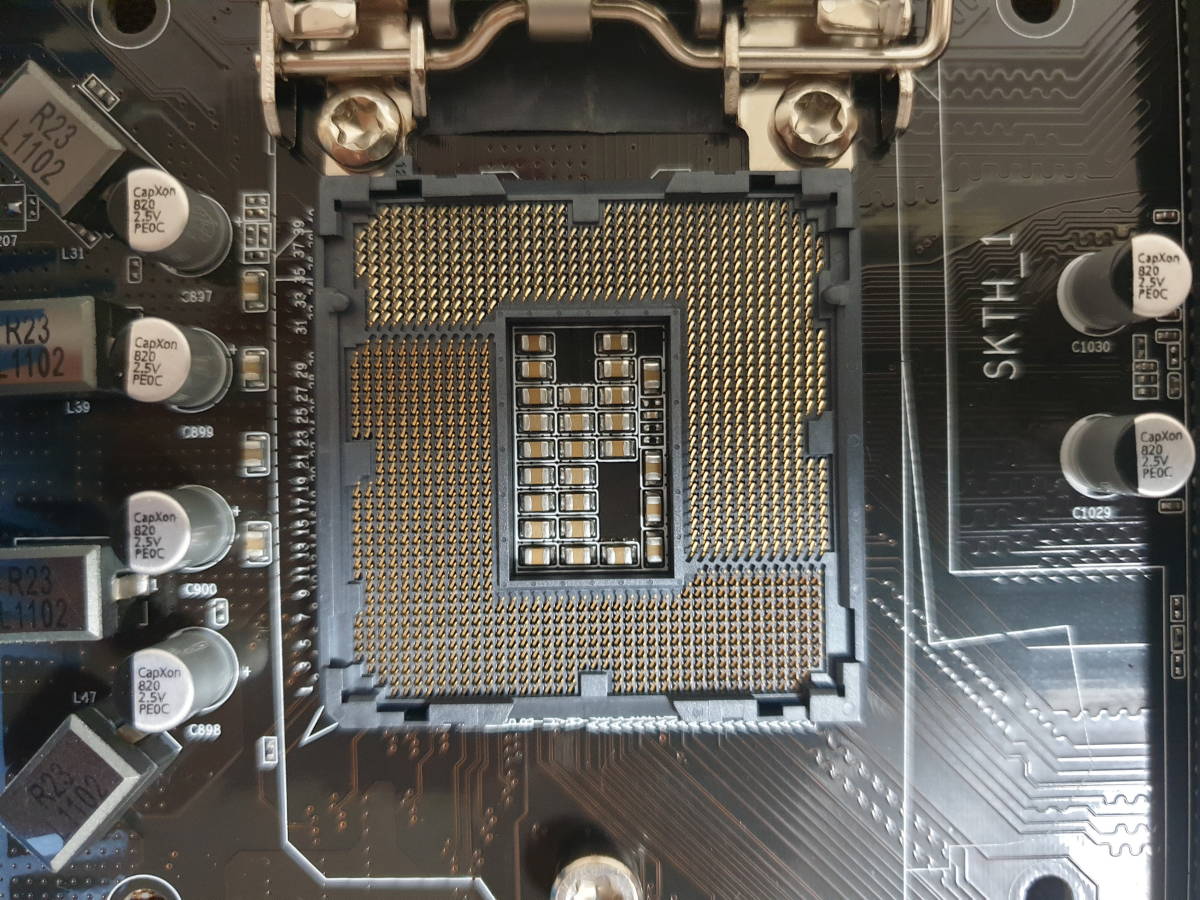 未使用品 Intel Desktop Board 純正マザーボード DP67BG BOXDP67BGB3