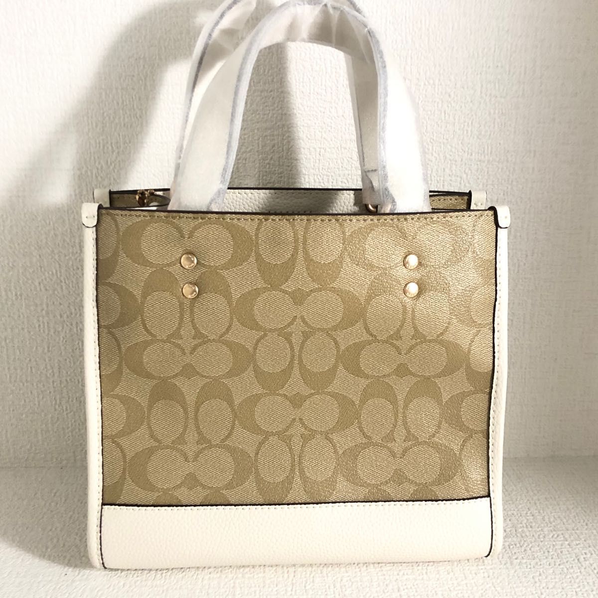 【新品未使用】コーチ COACH ハンドバッグ ショルダーバッグ シグネチャー角型2way ベージュ ホワイト