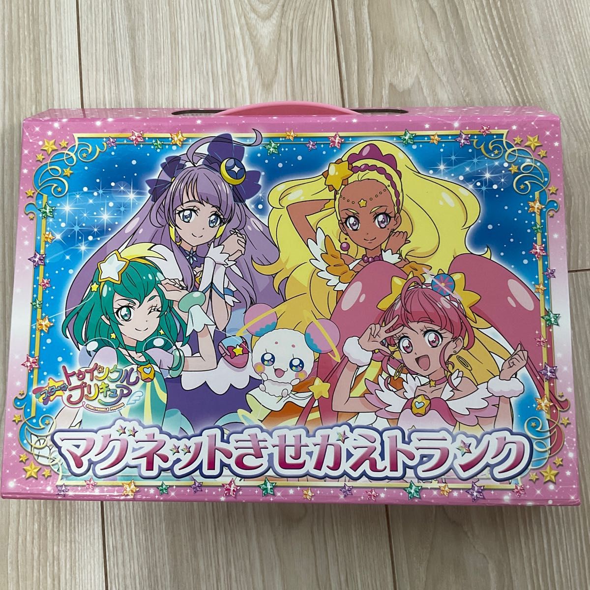 スタートゥインクルプリキュア　マグネットきせかえトランク