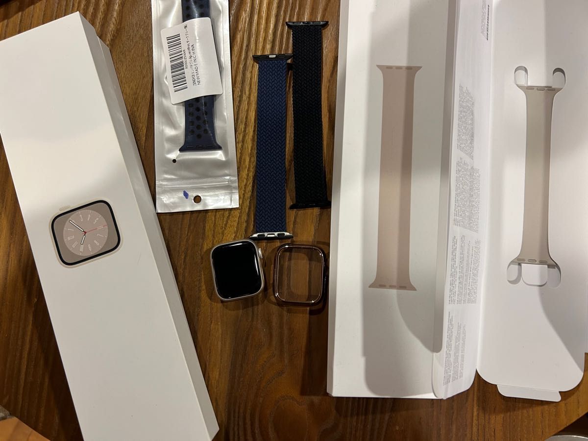 Apple Watch Series 8 GPSモデル 41mm スターライトアルミニウム Apple Watch Series 8 GPSモデル 41mm スターライトアルミニウム