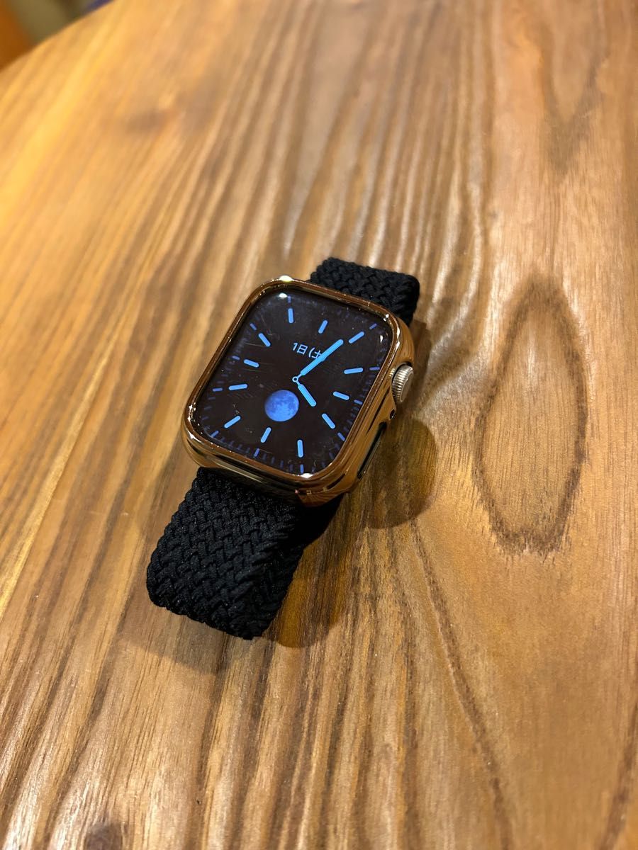 Apple Watch Series 8 GPSモデル 41mm スターライトアルミニウム Apple Watch Series 8 GPSモデル 41mm スターライトアルミニウム