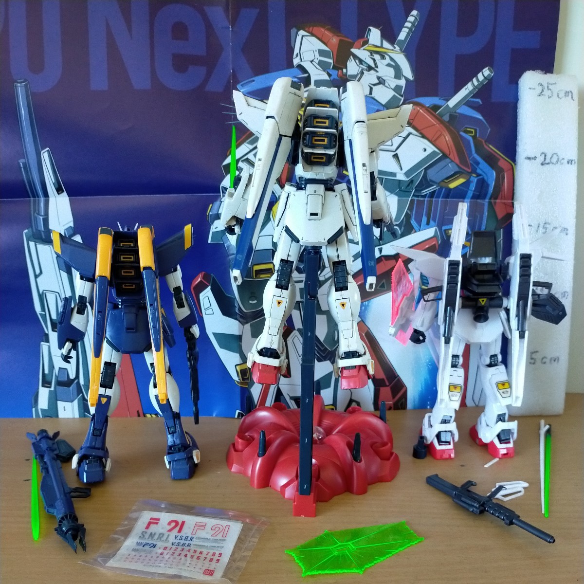 MG 1/100 ガンダムF91 ハリソン専用機 RXF91完成品 フィギュア MG 1/100 ガンダムF91 ハリソン専用機 RXF91完成品 フィギュア