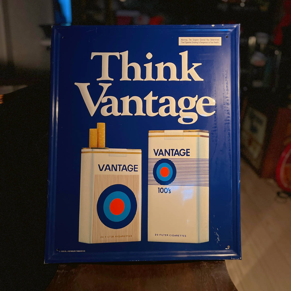 【メタルサイン / 看板】00s Vantage (バンテージ) タバコ メタル tin エンボス ブルー ホワイト たばこ シガレット