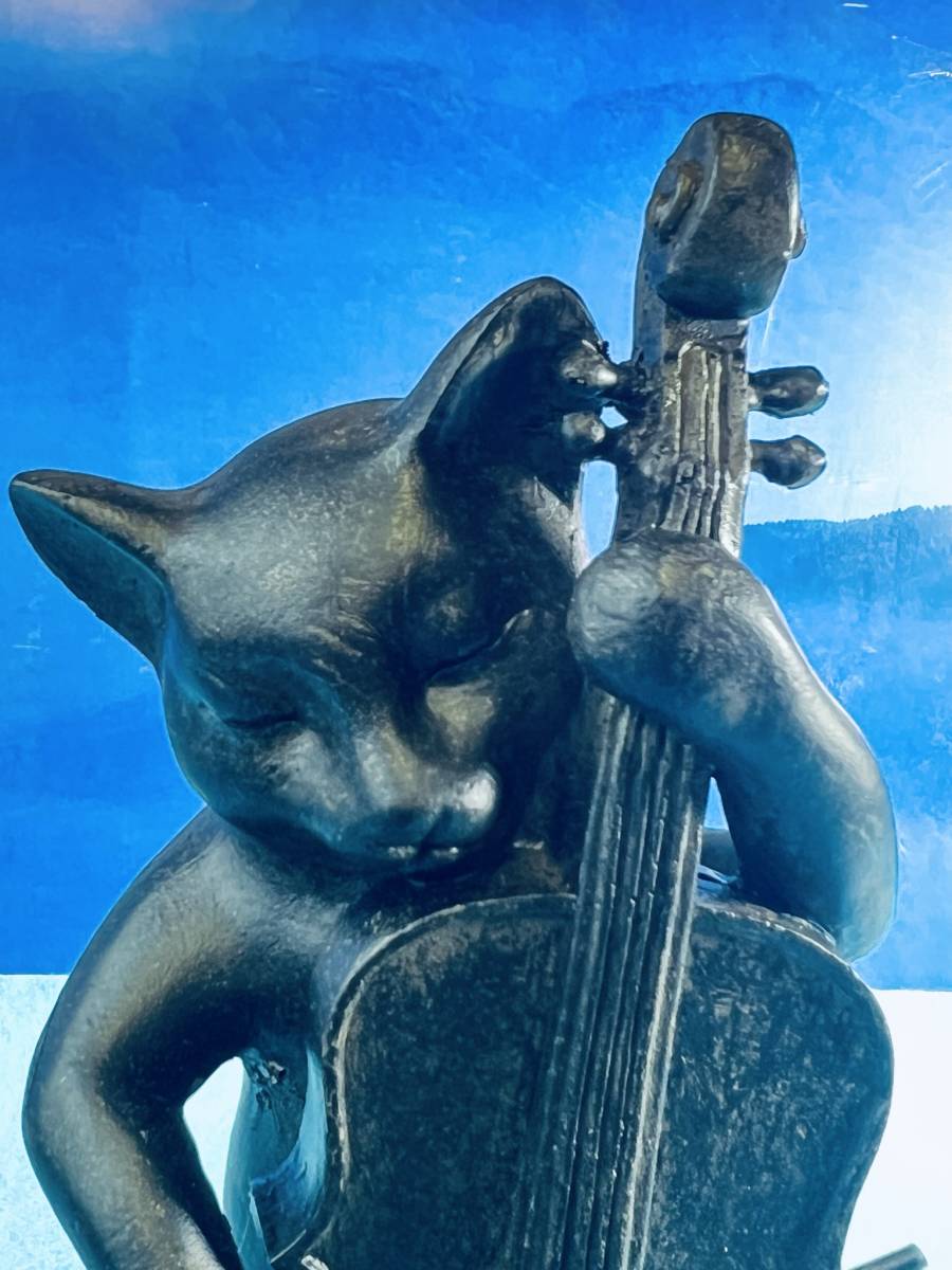 可愛い猫の置物 【チェロ】 楽器を奏でる子猫 樹脂製 インテリア 住まい 小物 人気 ねこ ペットの画像3