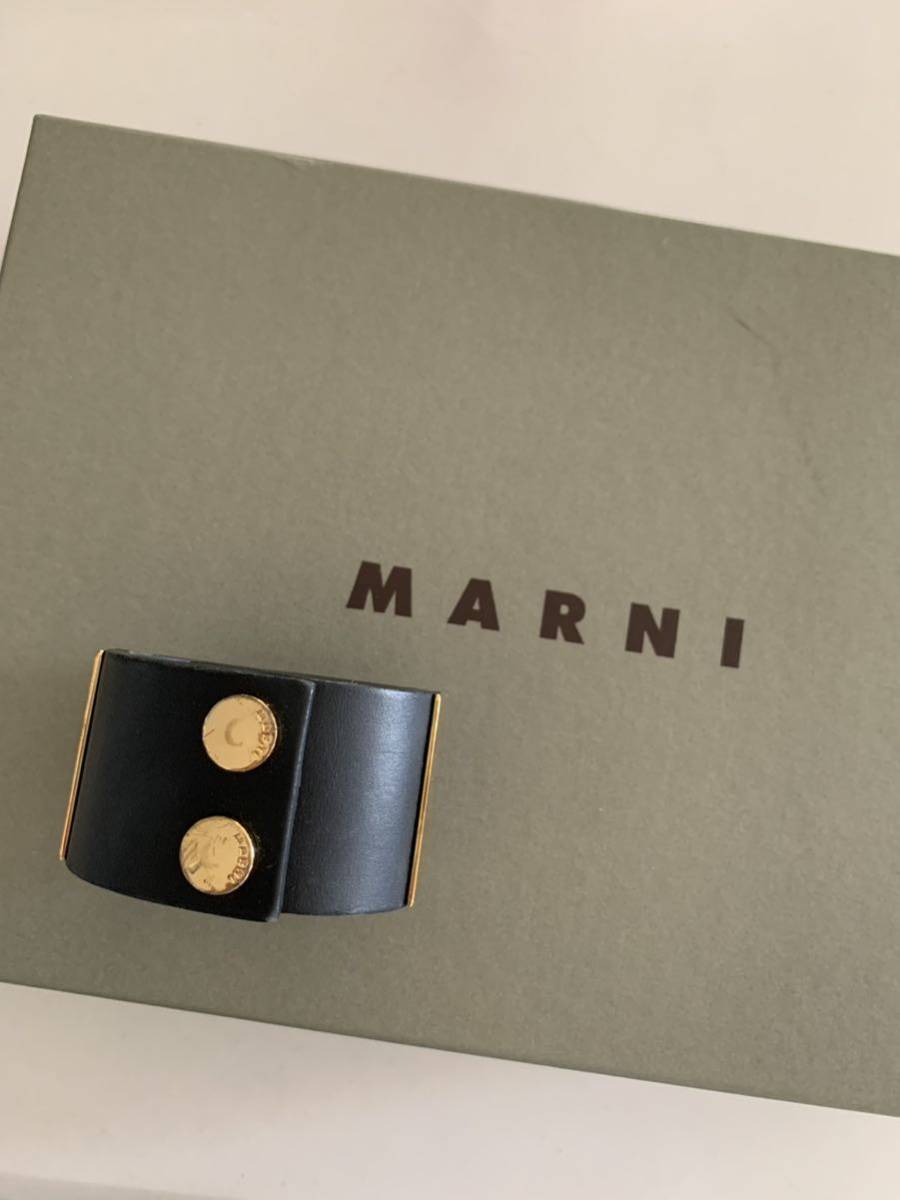 マルニ　レザー　バングル　黒　ネイビー　ゴールド　MARNI ブレスレット　☆_画像1