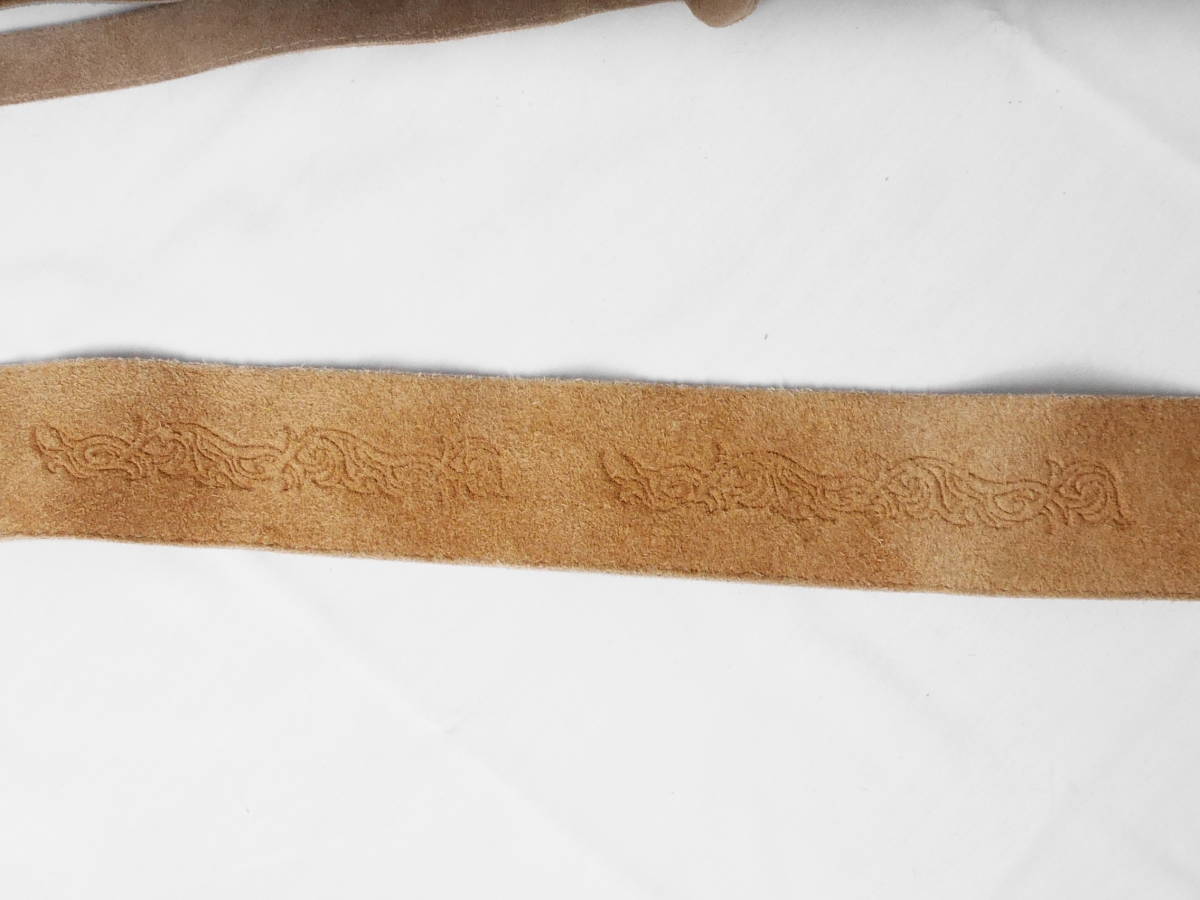 Steph suede guitar strap 