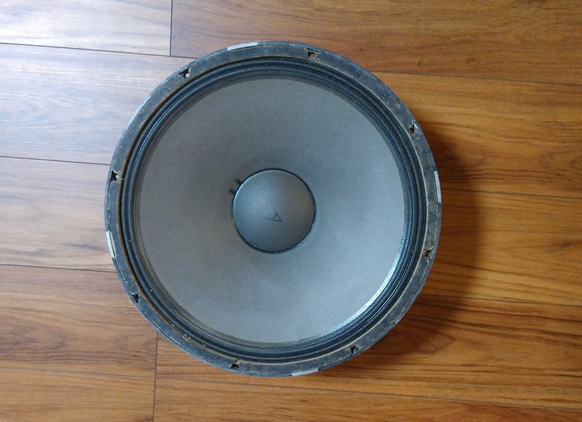 超激安 ┣¨JAZZ喫茶BASIE!JBL2220A 音出し確認済 おまけ付き 4桁シリアル スピーカー本体 超激安 ┣¨JAZZ喫茶BASIE!JBL2220A 音出し確認済 おまけ付き 4桁シリアル スピーカー本体