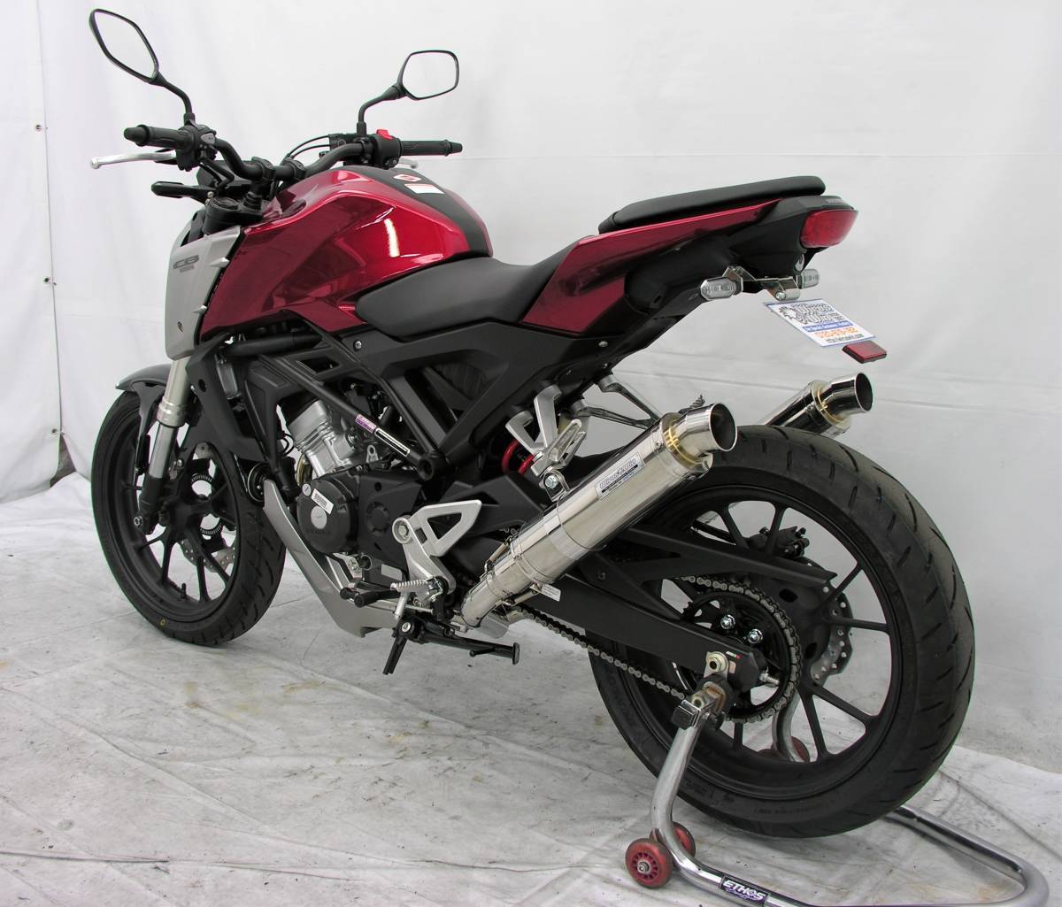 ホンダ／HONDA　CB125R（JC79）用左右2本出しマフラー90Φスリムタイプ_画像1