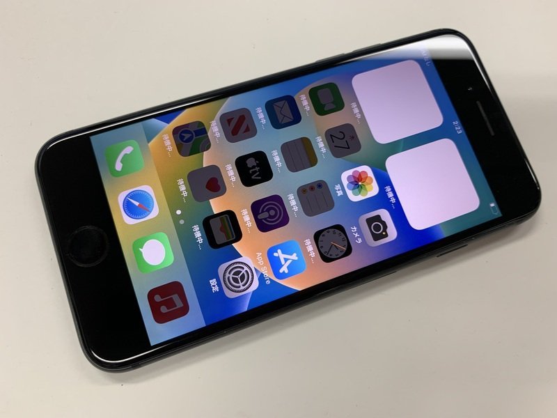 2022A/W新作☆送料無料】 SIMフリー DO285 iPhone8 ロックOFF ジャンク