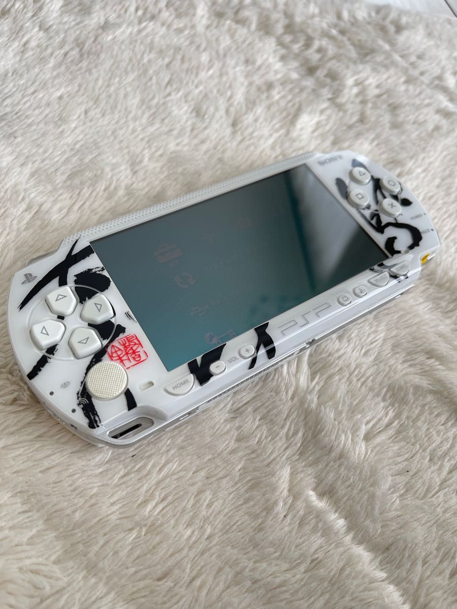 SONY PSP1000 花鳥風月 白プレイステーション・ポータブル本体 SONY PSP1000 花鳥風月 白プレイステーション・ポータブル本体