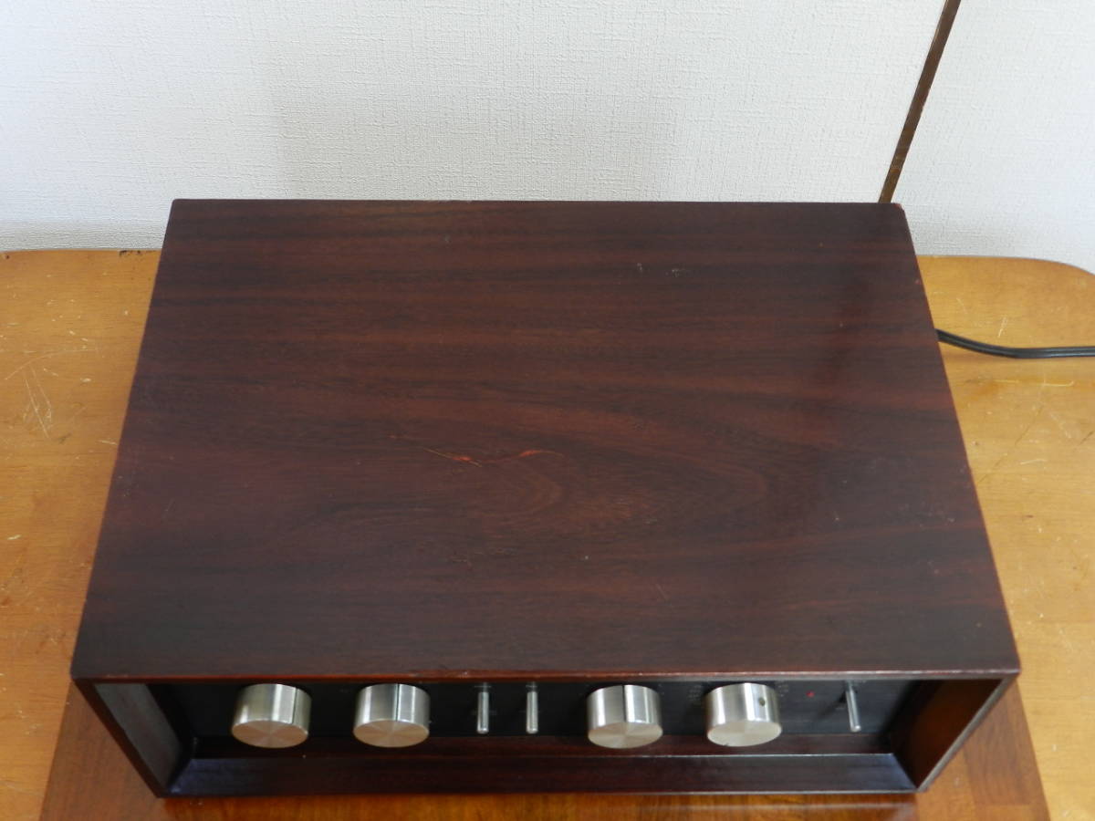 MELCO EP-10 // Phono均衡器（12 AX 7×3）+非放大LINE前置放大器// 2004年推出複古型號（帶木箱）40年 原文:MELCO　EP-10// Phonoイコライザー(12AX7×３本）＋非増幅LINEプリアンプ　//1997年発売40年経過のヴィンテージモデル（ウッドケース付）