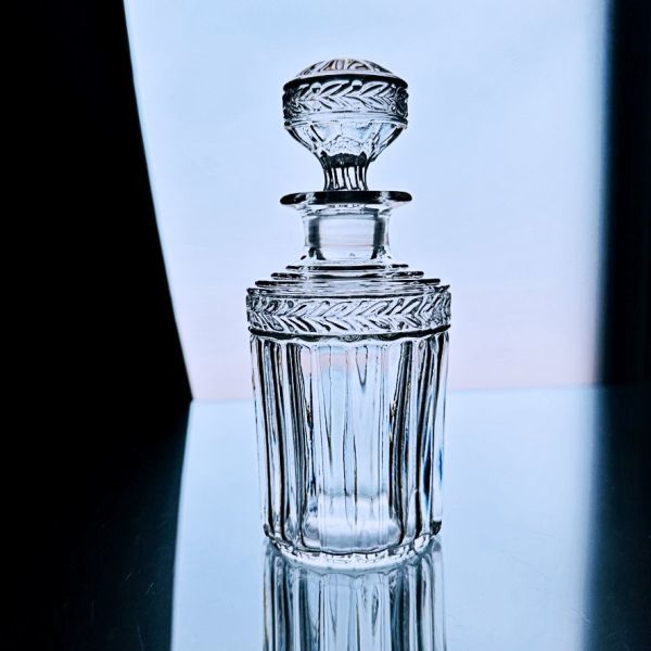 輝くオールドサンルイ ST LOUIS＊ローリエの香水瓶 #159【大】パフュームボトルLaurierカラフェ花瓶ポット フランスアンティーク バカラ