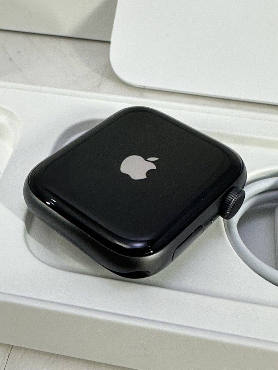 Apple Watch アップルウォッチ SE GPSモデル mm スペースグレー