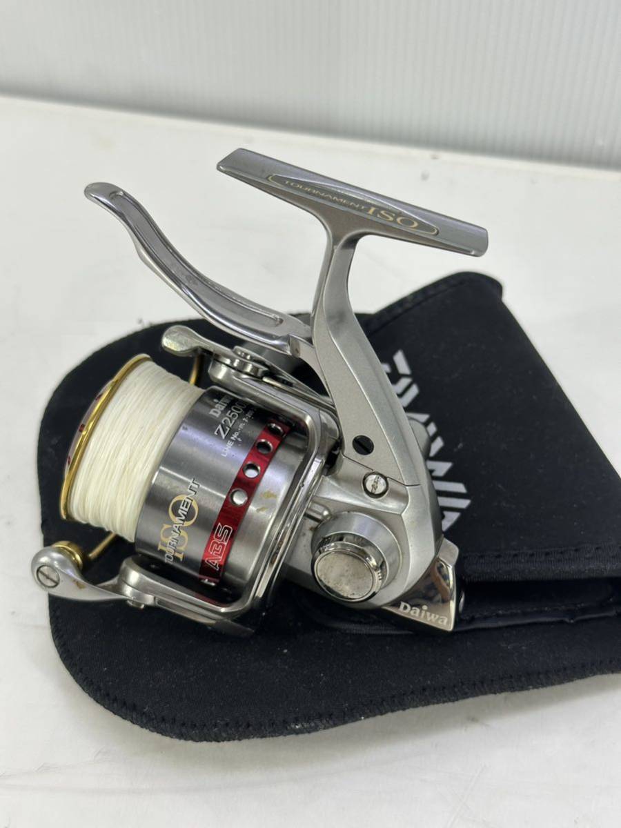 DAIWA ダイワ スピニングリール TOURNAMENT トーナメント ISO Z2500LB