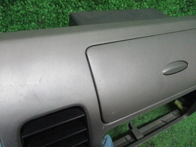 2006/3 タント ABA-L350S オーディオパネル 枠 ステー付き_画像3