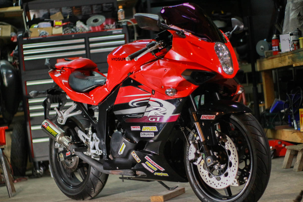 ☆希少☆ ヒョースン GT250R 低走行 カスタム ETC付 動画あり全国陸送