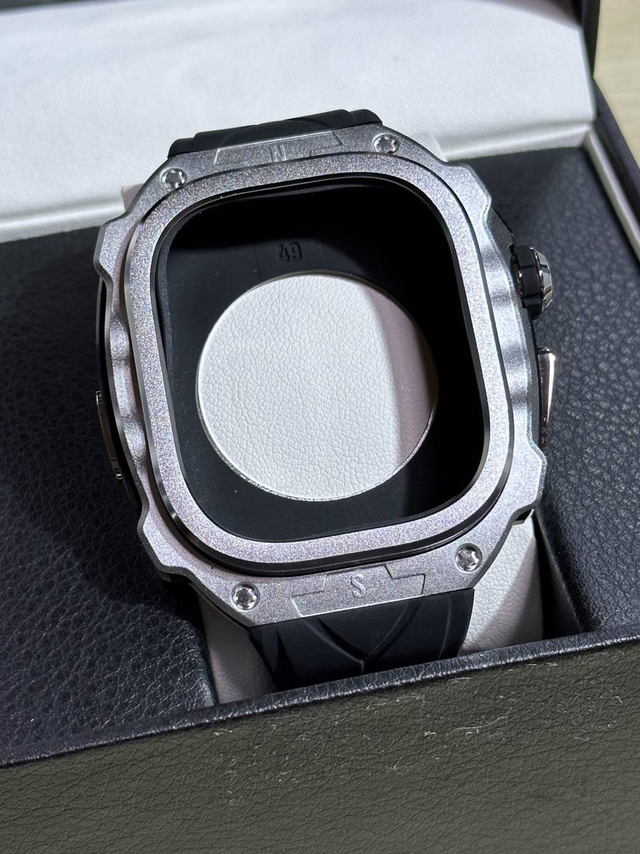 ★☆Apple Watch用メタルケース Apple Watch Ultra 49mm用 メンズ 頑丈なケース バンパー 頑丈なメタルカバー バンド付き (Silver)☆★