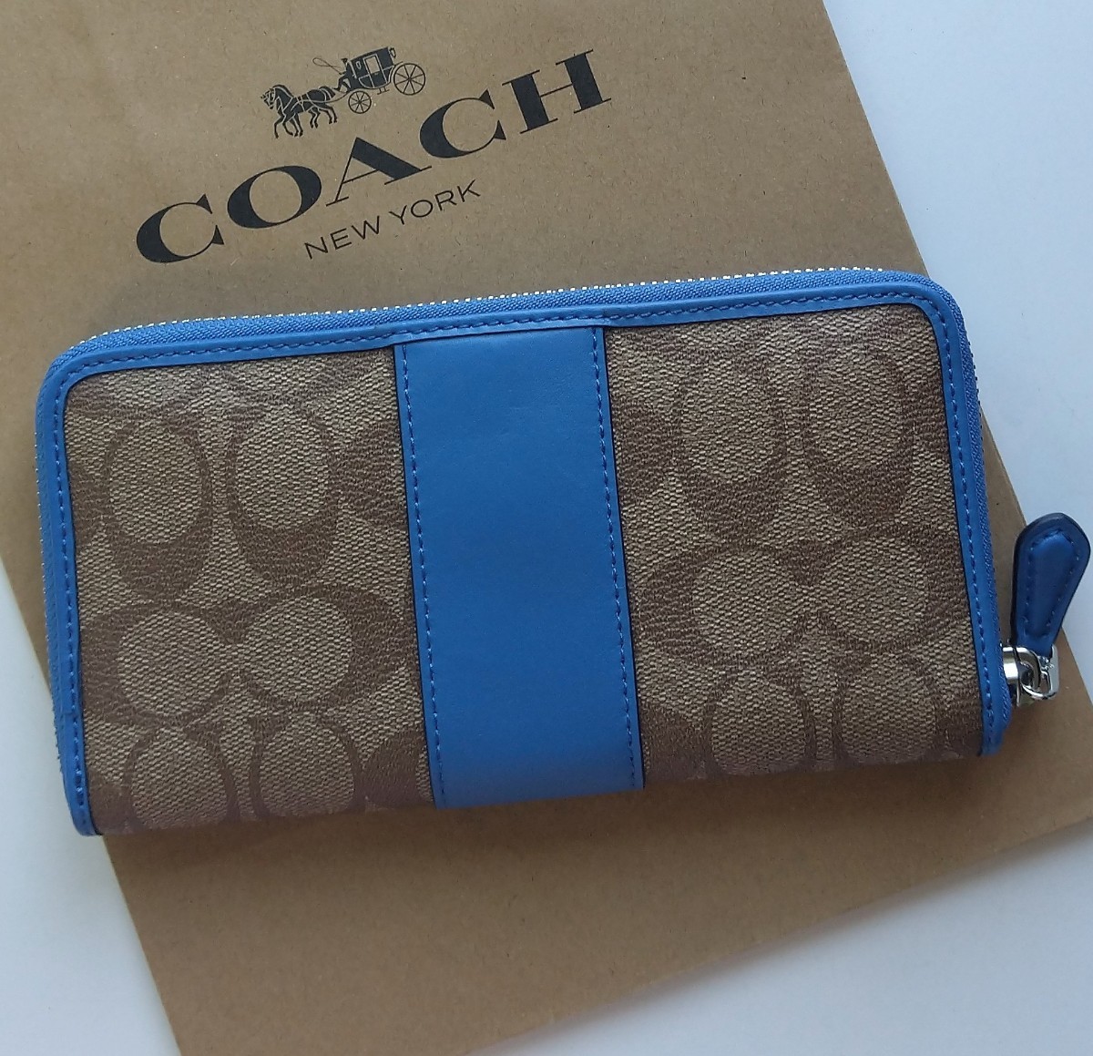 【新品】COACH コーチ 長財布 シグネチャー 　カーキ　ブルー